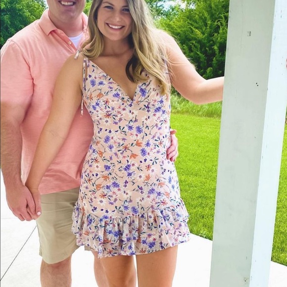 Pink Lily Dresses & Skirts - Pink Lily Blush Floral Tie Strap Dress